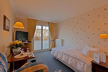 Single Room with Balcony