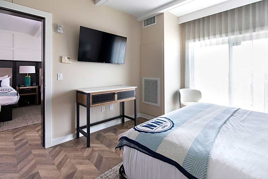 The Inn at Harbor Shores