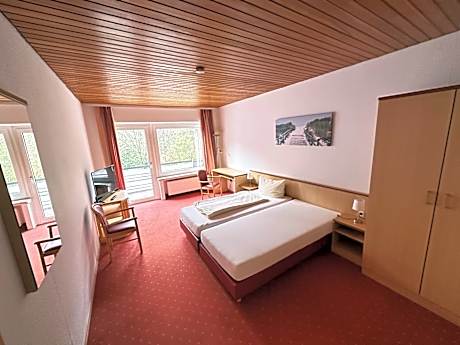 Economy Double or Twin Room