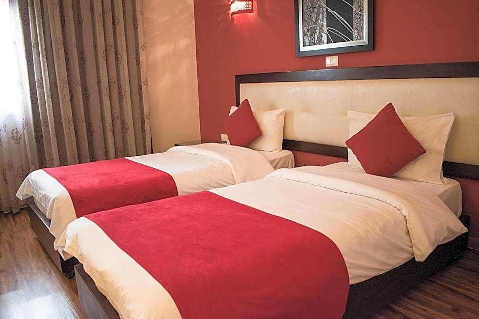 Al Murjan Palace Hotel
