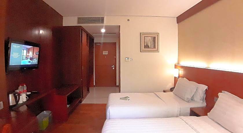 Oak Tree Emerald Hotel & Conventions Semarang