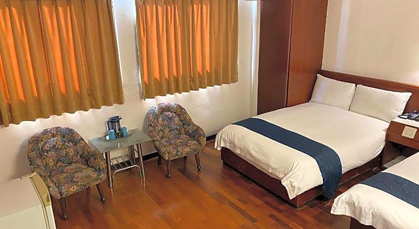 Gene Long Haiy Att Hotel