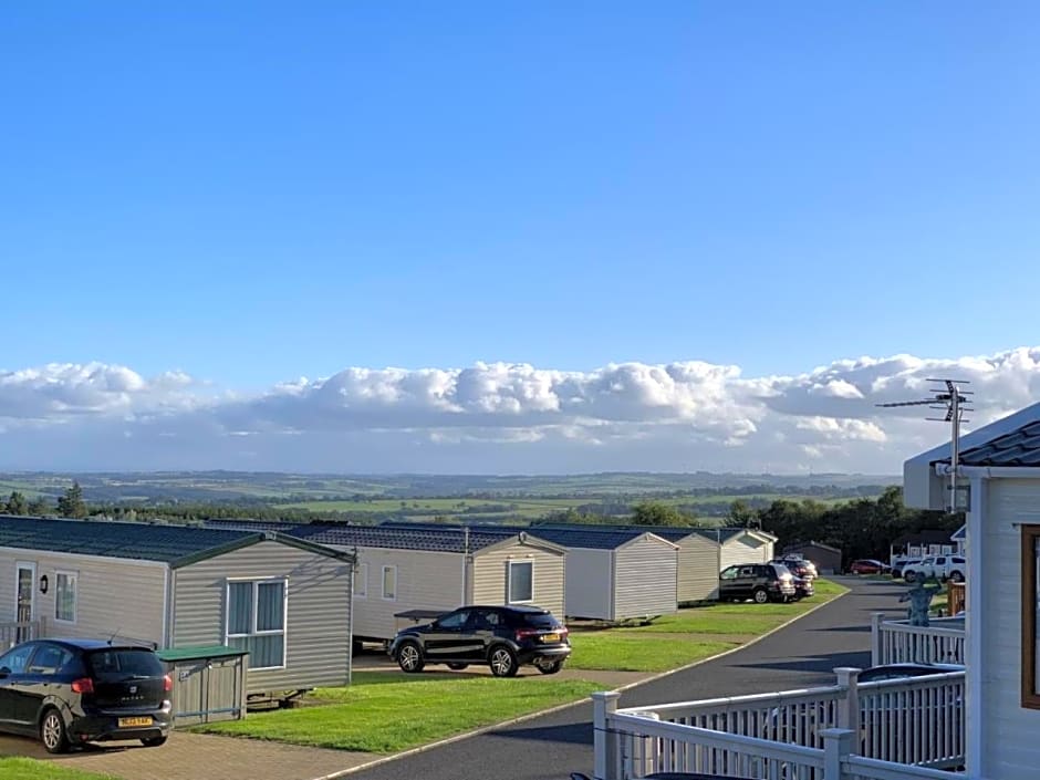 Lola Lodge - Luxury Hot Tub Retreat