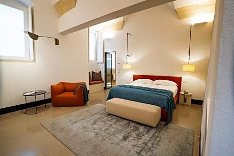 King Room with Spa Bath