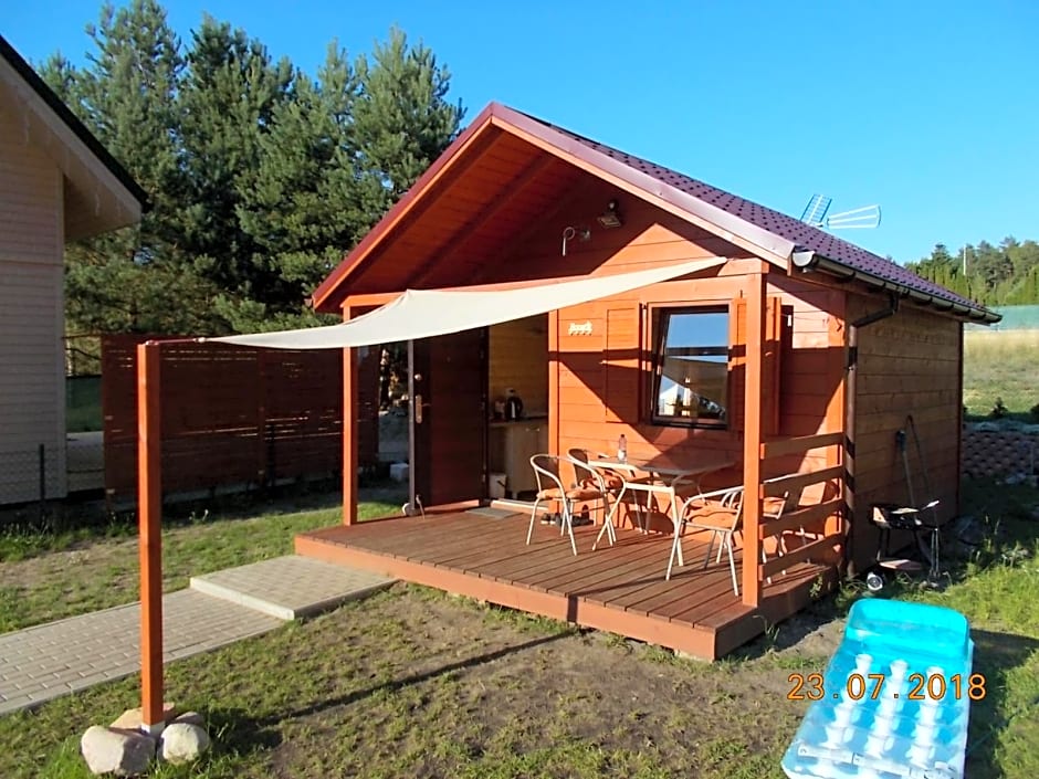 Niewygodny Domek z w¿asnym podwórkiem