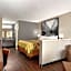 Super 8 by Wyndham Universal City