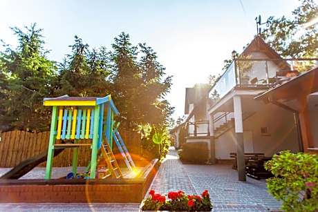 Angela Domki i Pokoje