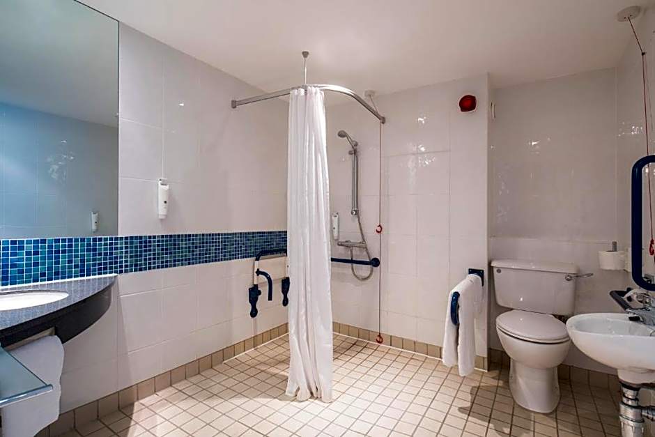 Photo 1 of 5 of Standard 2 Twin Beds, Accessible
