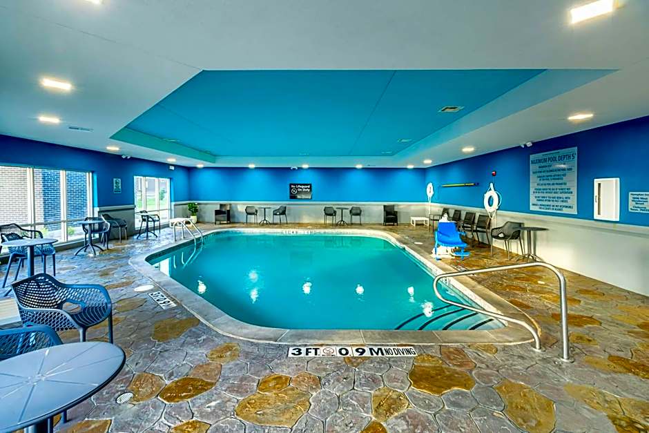 Hampton Inn By Hilton And Suites Cleburn