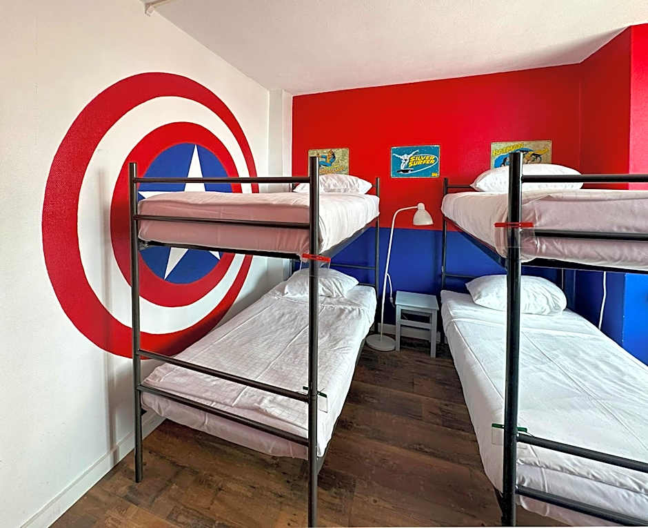 The Flying Pig Beach Hostel Age 18 to 40