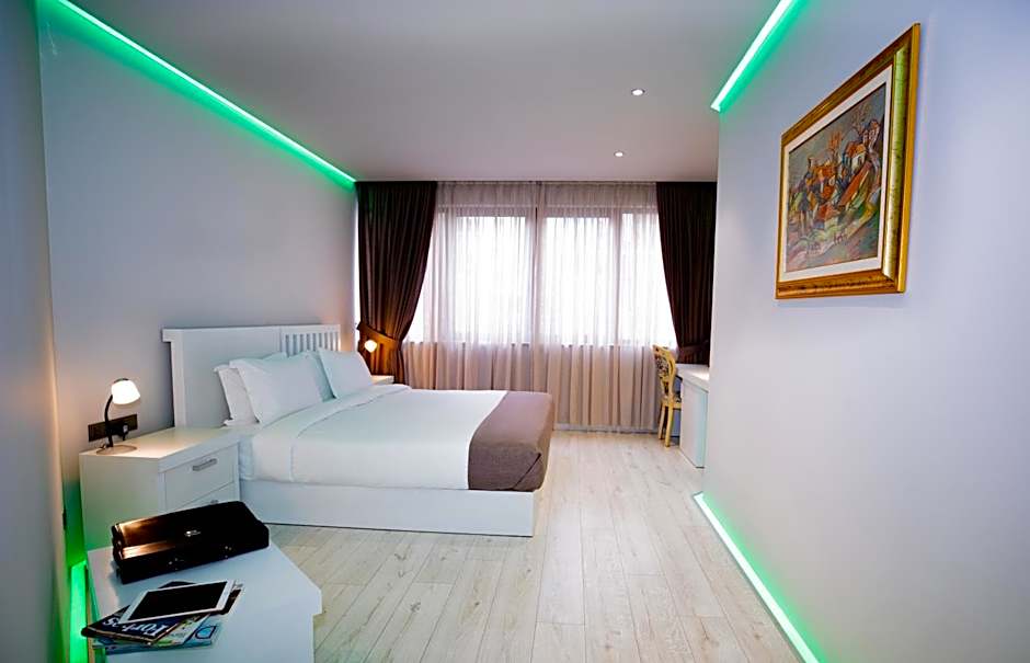 Metro Hotel Tirana