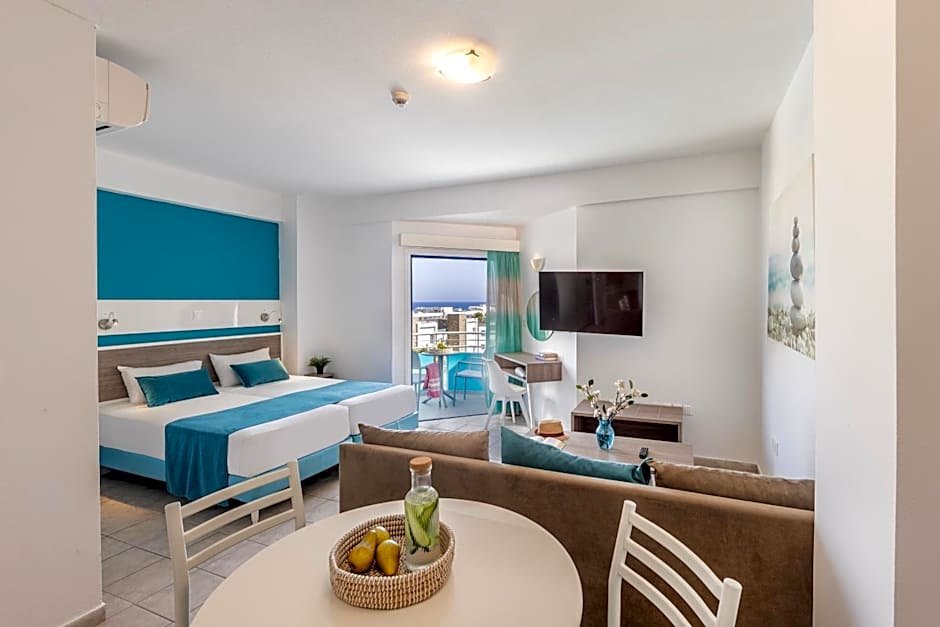 Lantiana Gardens ApartHotel