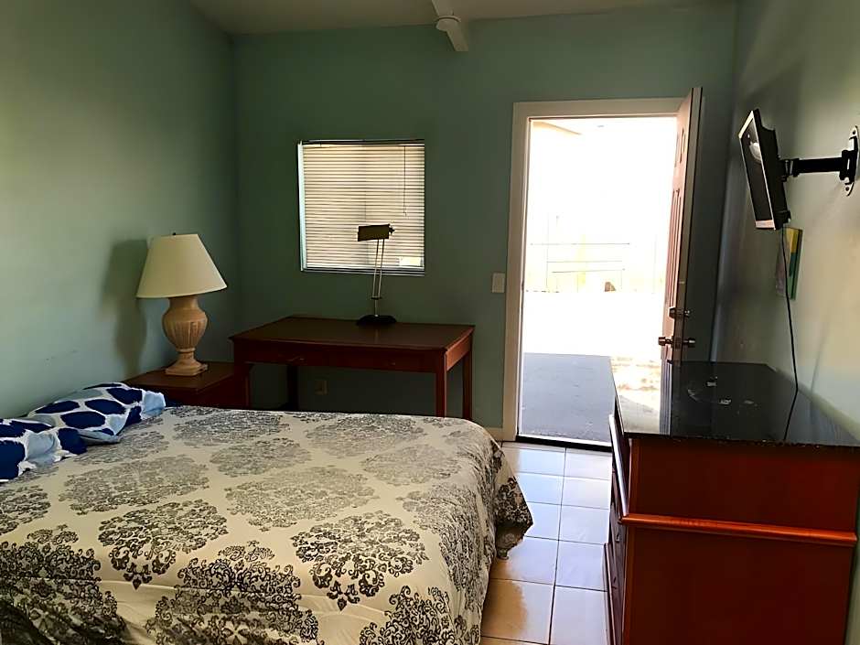 Photo 1 of 5 of Standard Guestroom