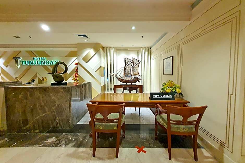 Tunjungan Hotel Surabaya
