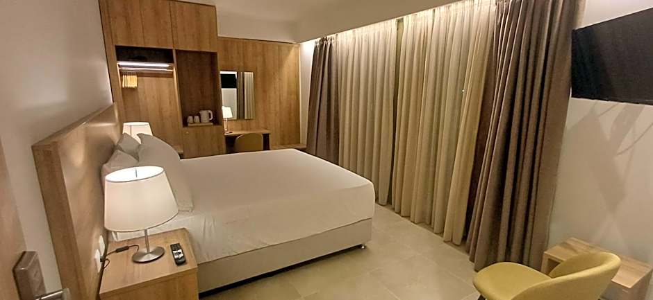 ALPHA APARTMENTS Free Shuttle from and to the Airport