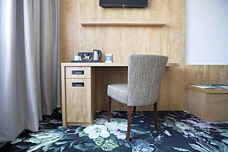 Comfort Twin Room with Balcony