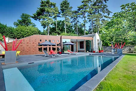 Le Chateau de Candes, sa Tour et ses Suites.