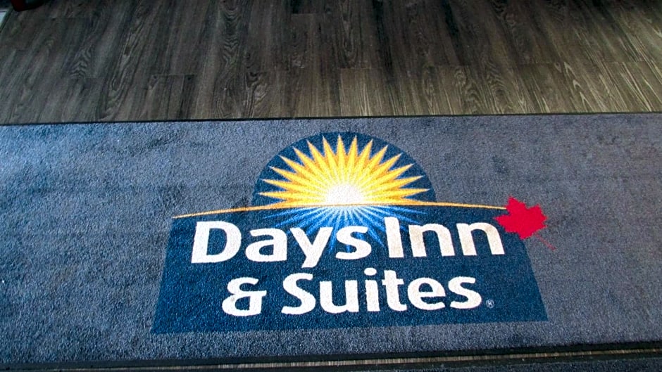 Days Inn & Suites by Wyndham Brooks