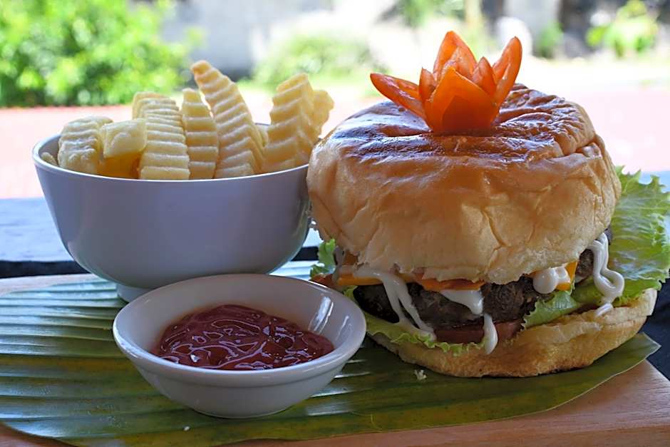 Bruga Villas Restaurant and Spa