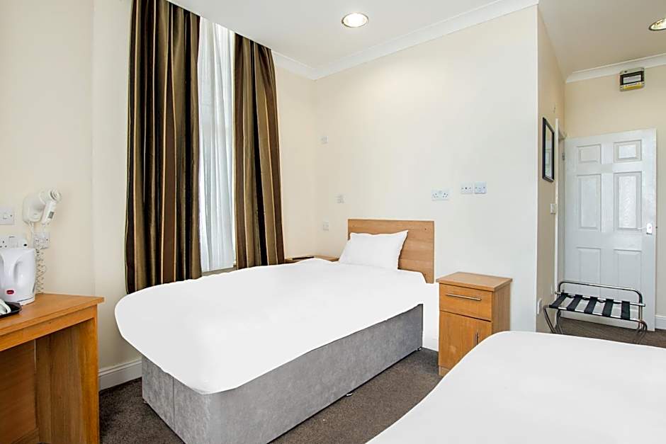 Russel Court Hotel Bournemouth Central