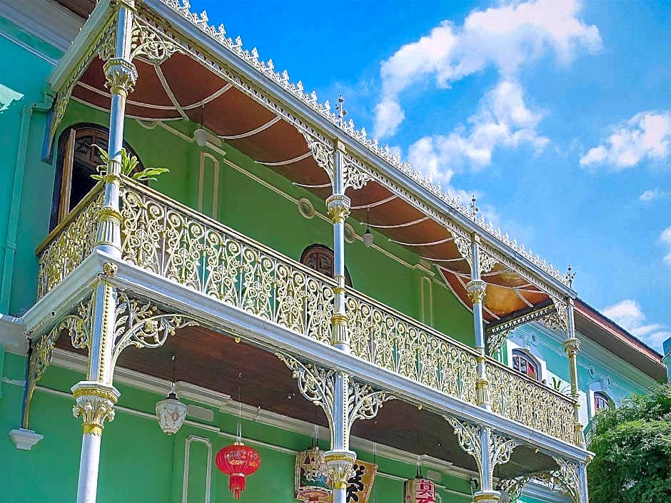 SE NEW FERRY HOTEL