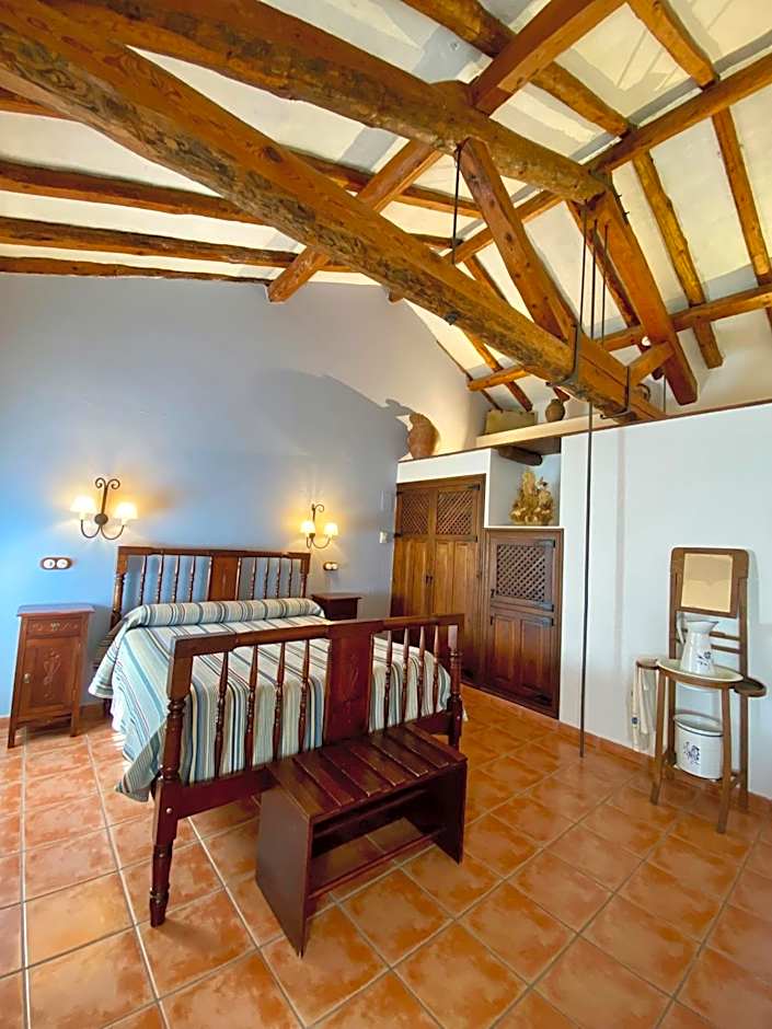 Caserón De La Fuente