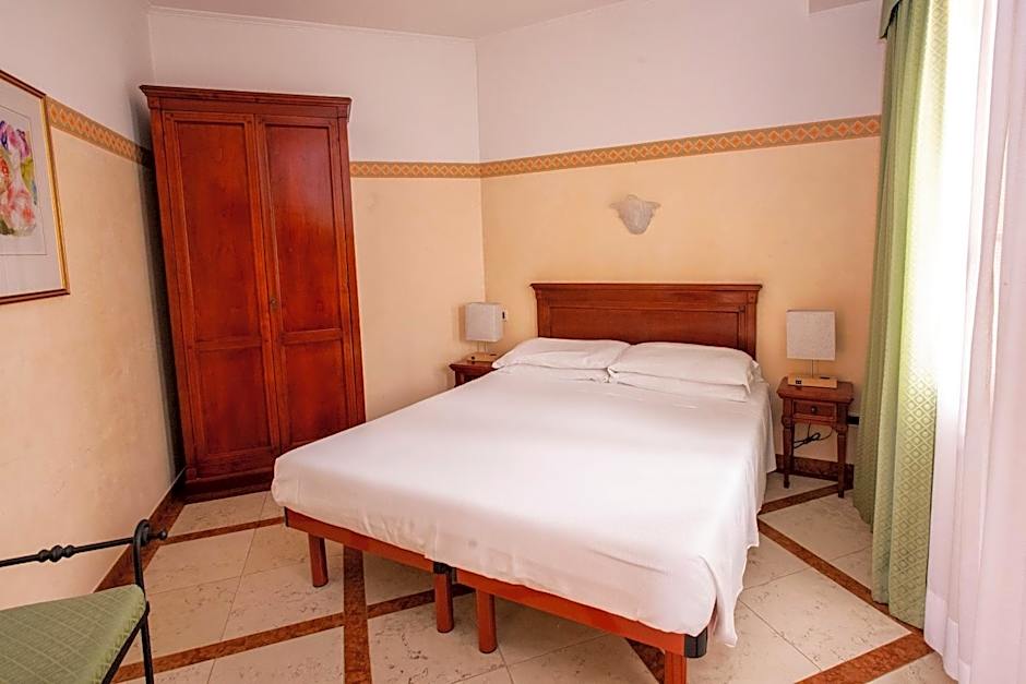 Hotel Russo Palace