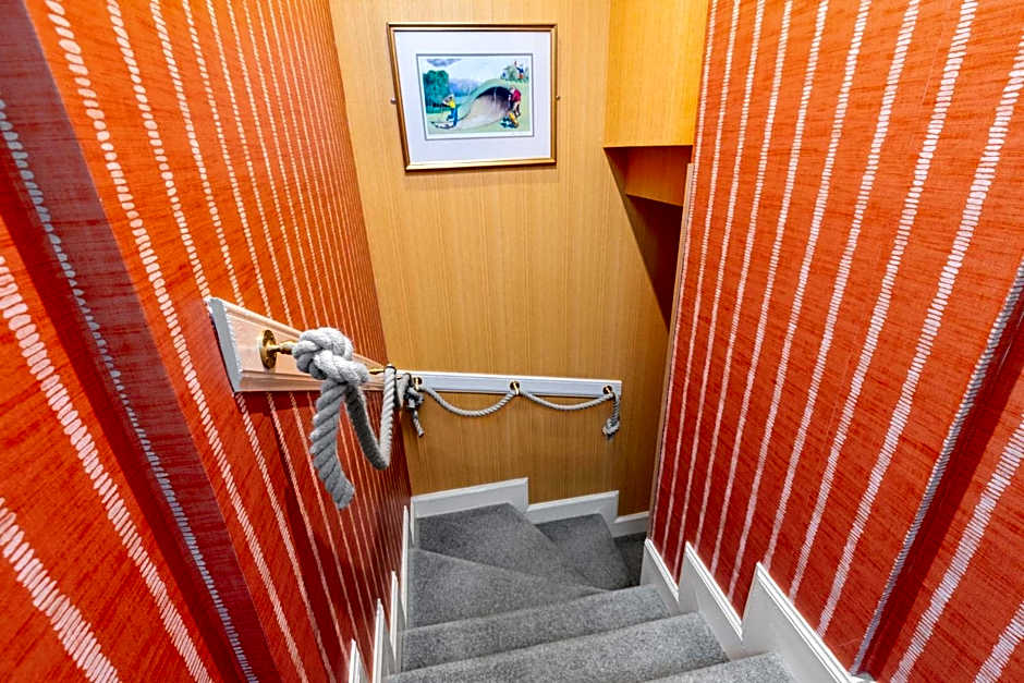 Dornoch Castle Hotel