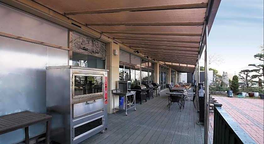 OASIS Hotel