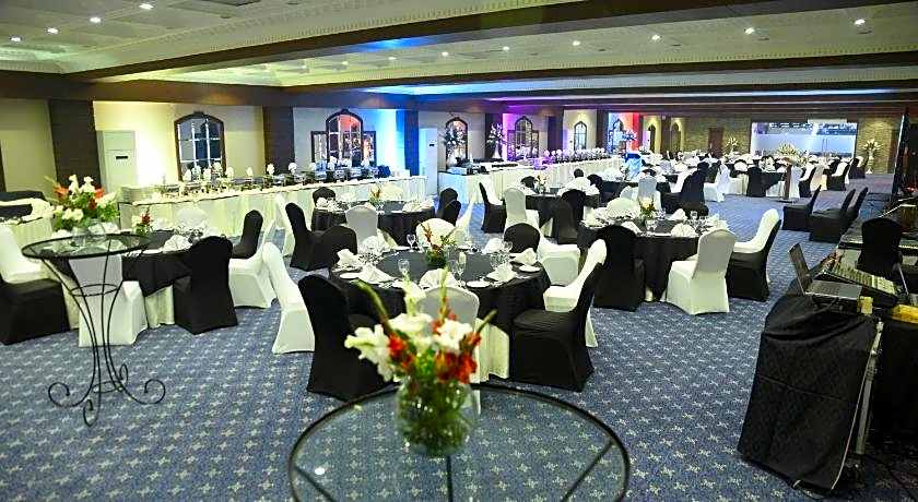 Avari Xpress Faisalabad