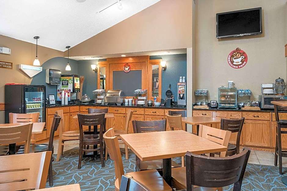 AmericInn by Wyndham Fort Dodge