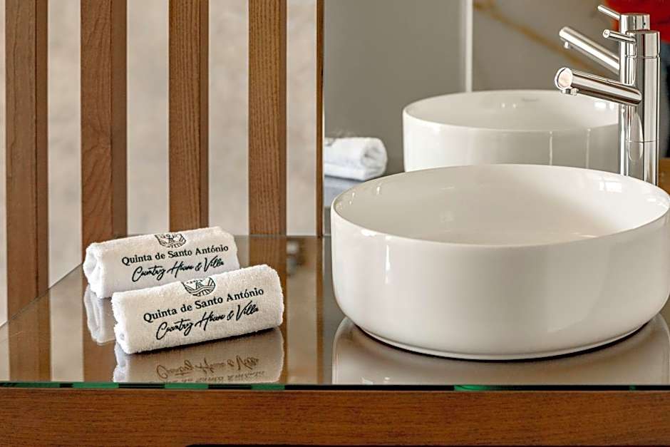 Quinta de Santo António - Country House & Villas