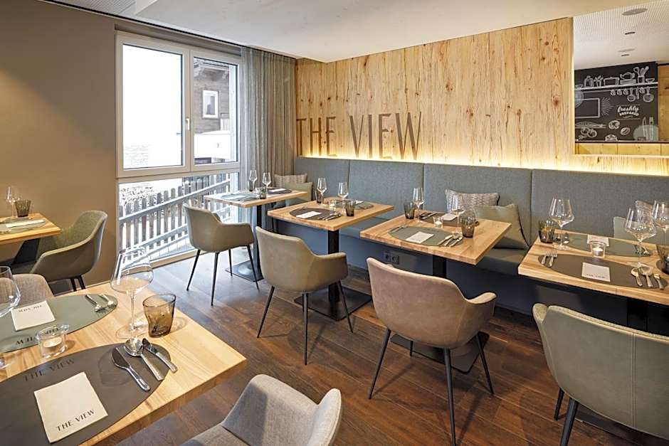 Hotel VIEW - incl Joker Card in Summer