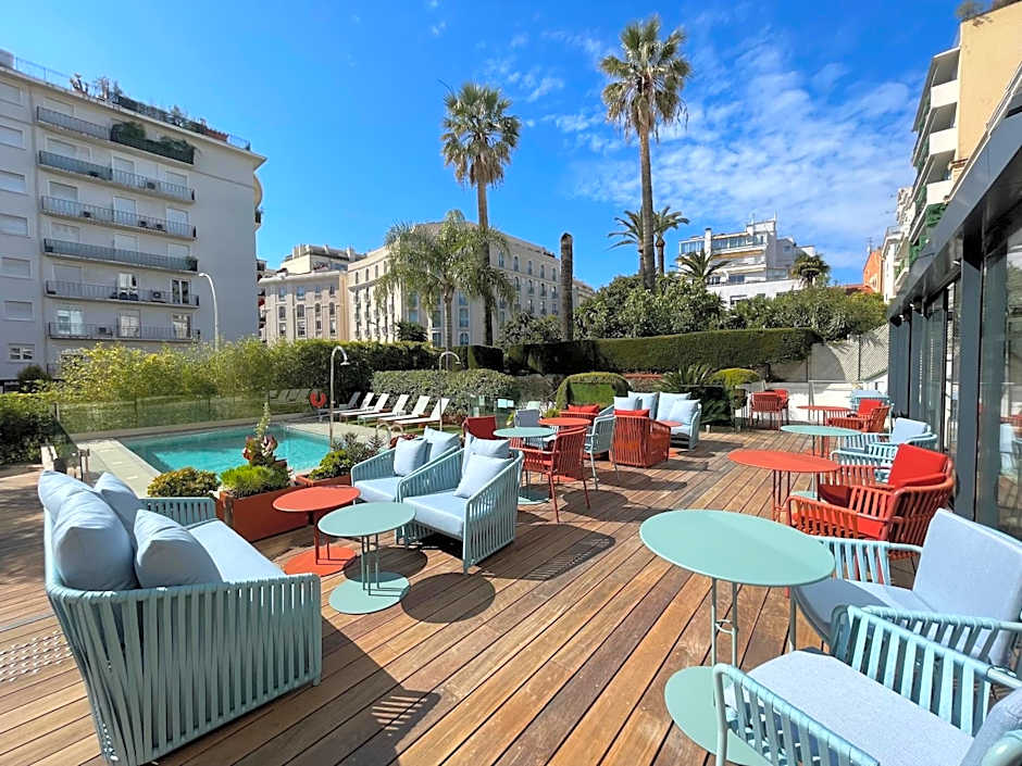 Hotel Le Canberra