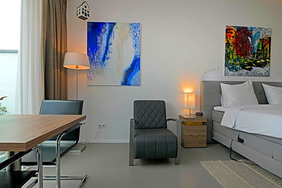 Black Jack Suites Amsterdam – Amsterdam, NY