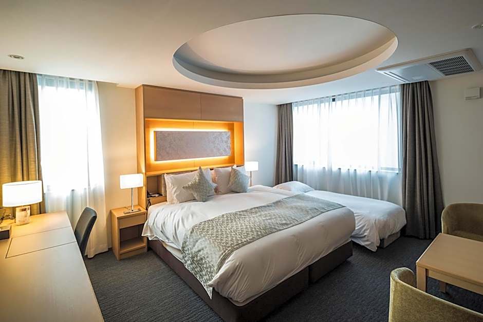 Kyoto Shijo Takakura Hotel Grandereverie
