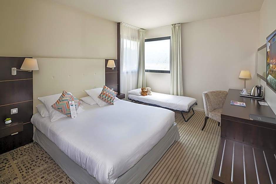 Mercure Aix-en-Provence La Duranne Gare TGV