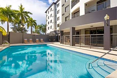 Courtyard by Marriott Miami At Dolphin Mall