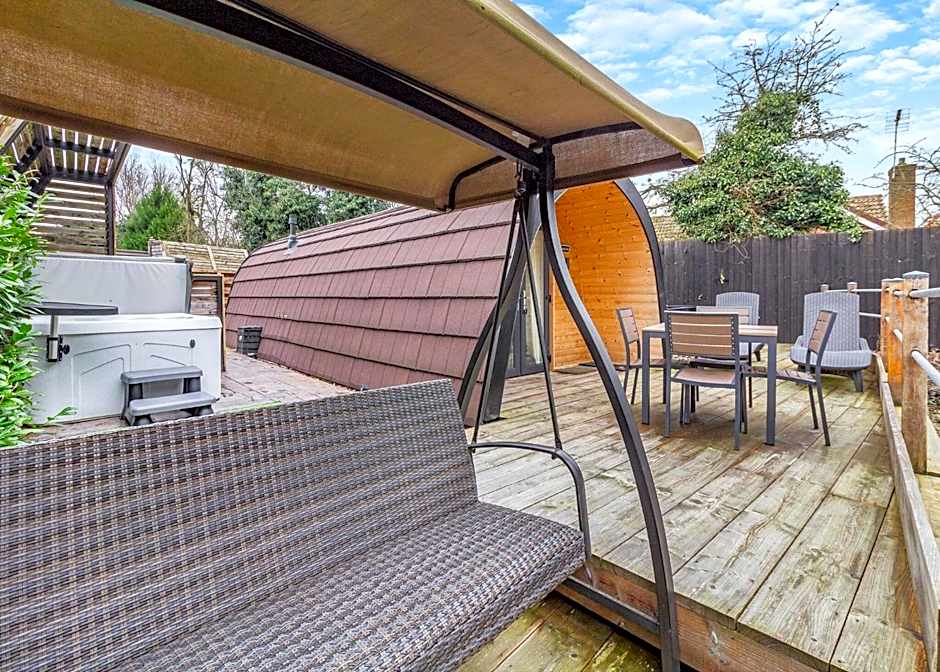 Peacock Lake Glamping