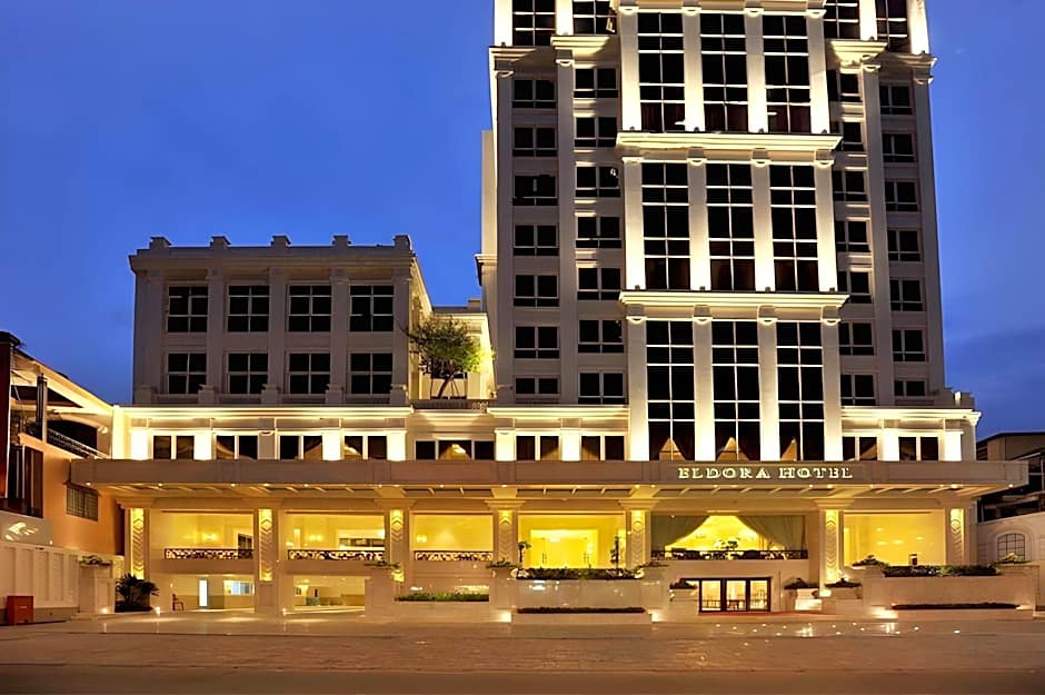 Eldora Hotel