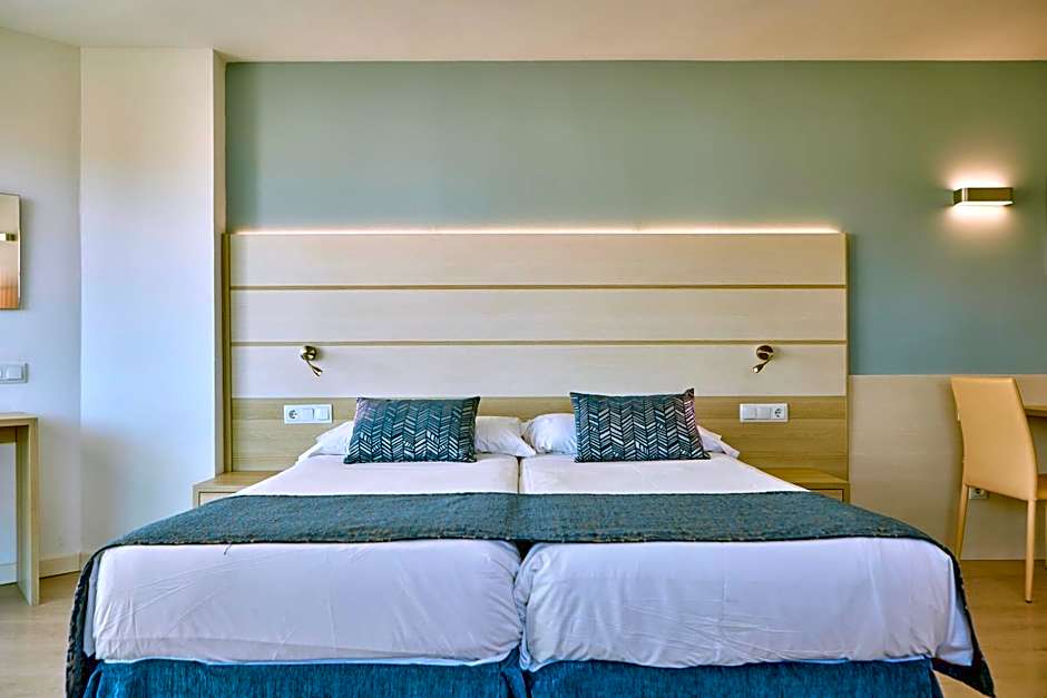 Tomir Portals Suites