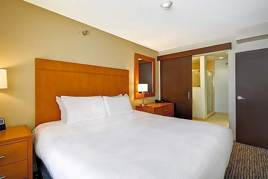 Hyatt House Chicago Warrenville
