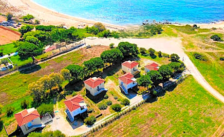 Romanos Beach Villas