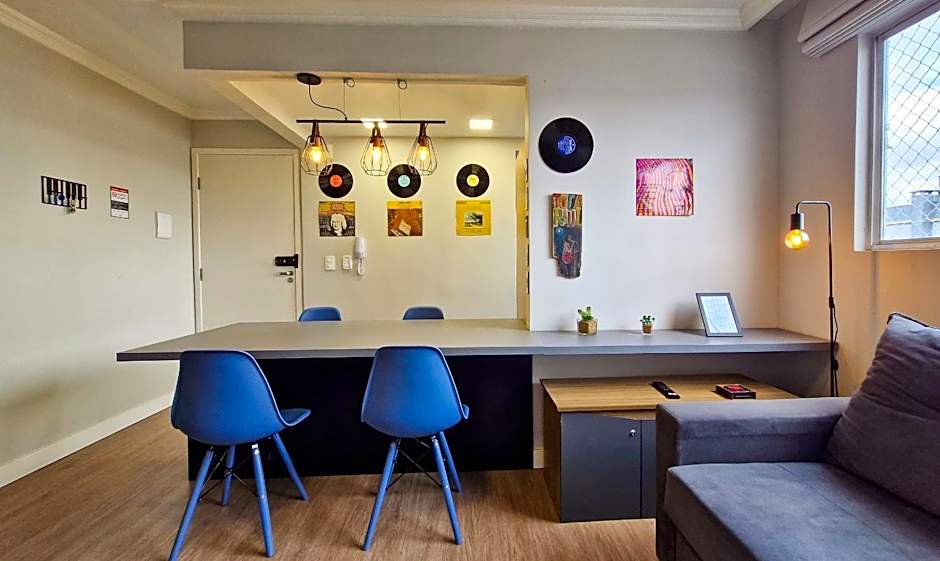 Dois Quartos, Vitrola, Coleção Vinil, próx Barigui