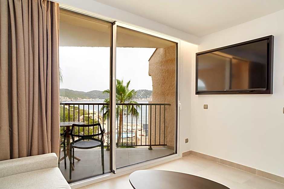 Invisa Hotel Club Cala Blanca