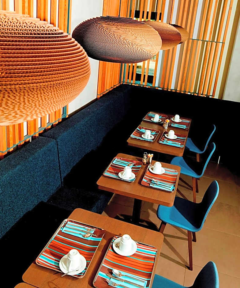 Holiday Inn Express Toulouse Airport By IHG