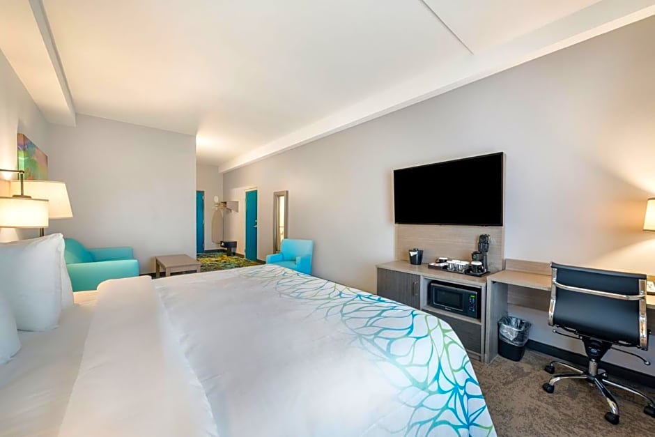 Costa Azul Suites Virginia Beach by Red Collection