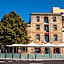 Customs House Hotel