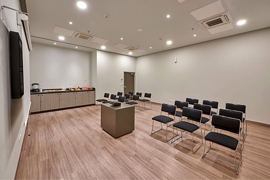 City Express Junior by Marriott Leon Centro de Convenciones