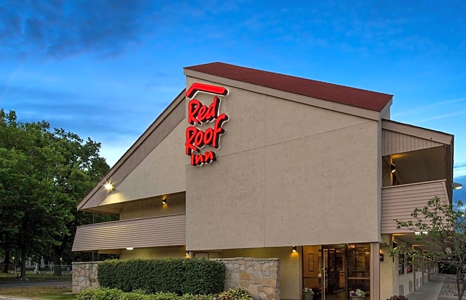 Red Roof Inn Detroit - Roseville/ St Clair Shores